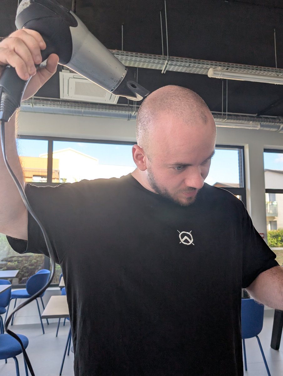 IJC | 5D tweet media