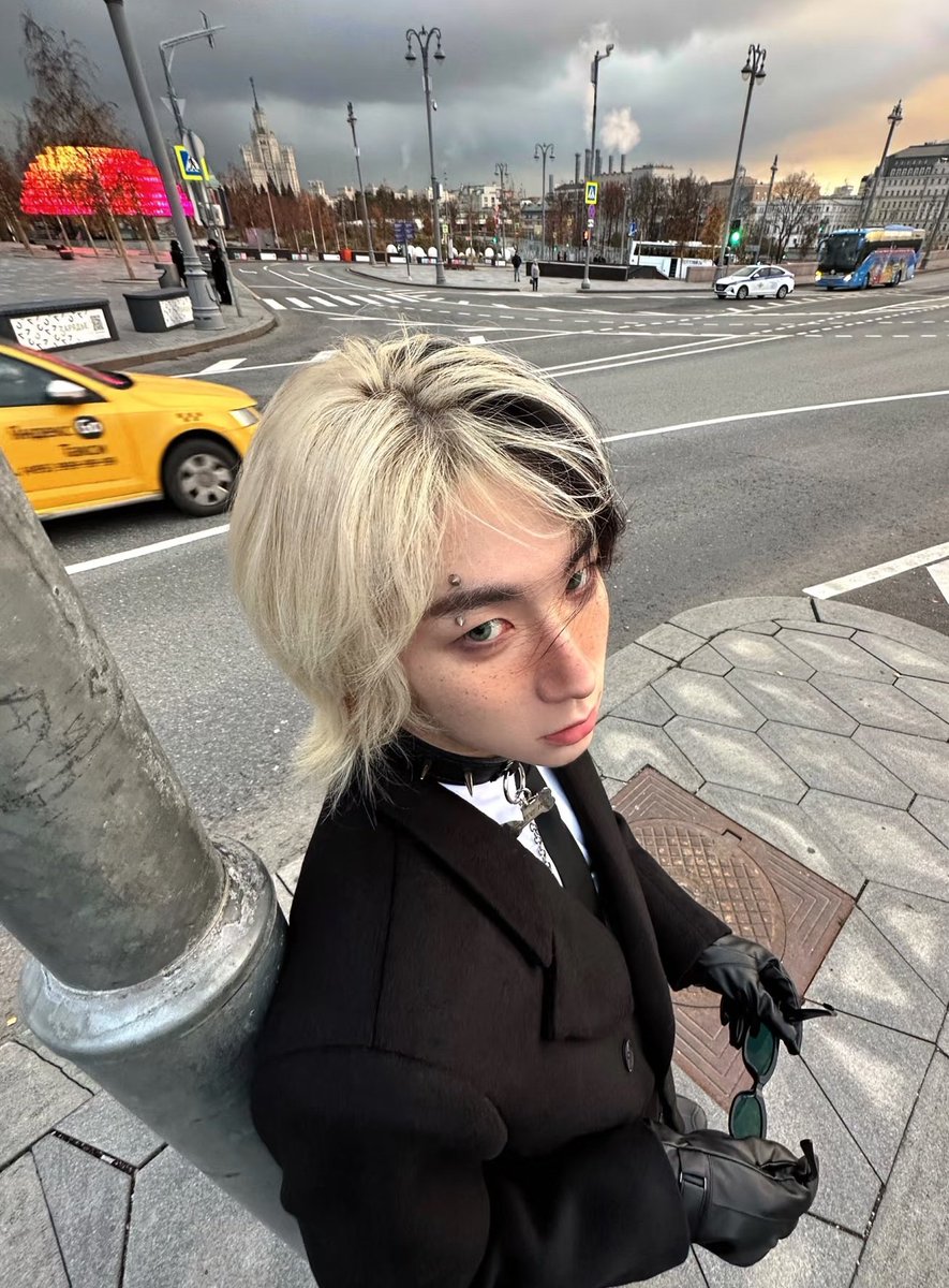 dellarty's tweet image. 