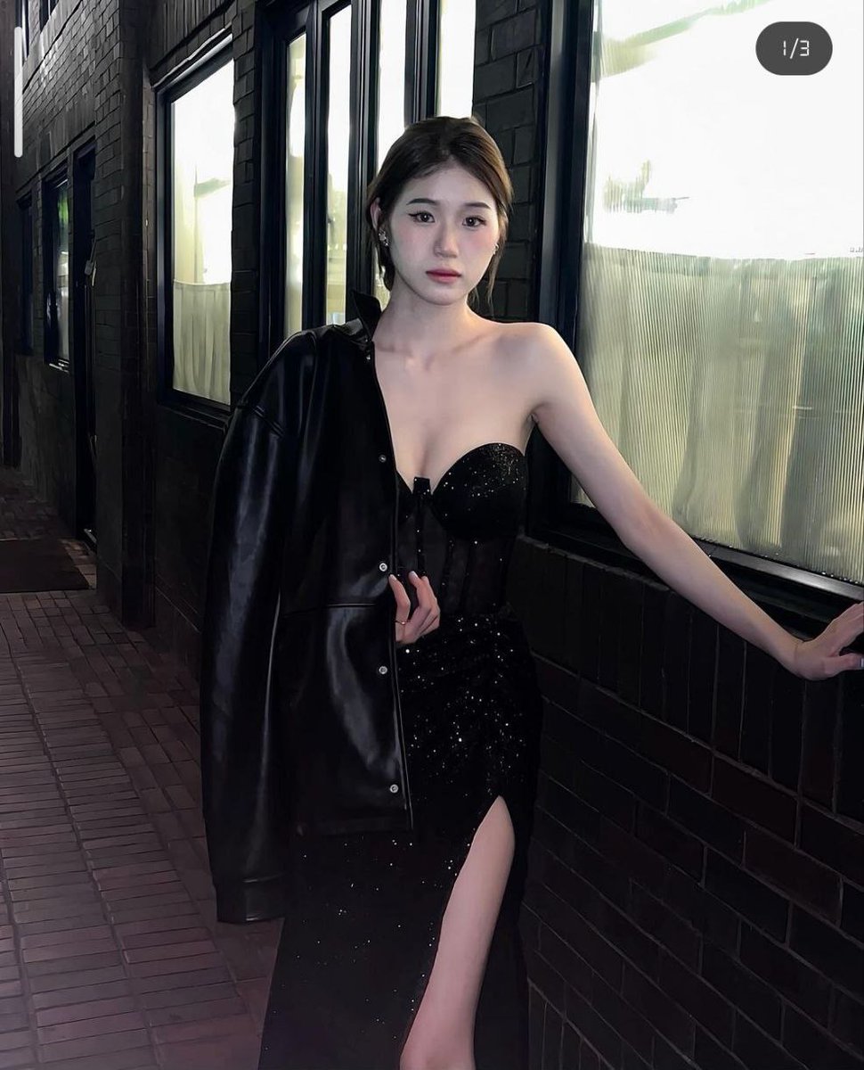 mmmmmmmmmlplp's tweet photo. 推友投稿
美女发骚欠干 https://t.co/TVQYtSYtCf