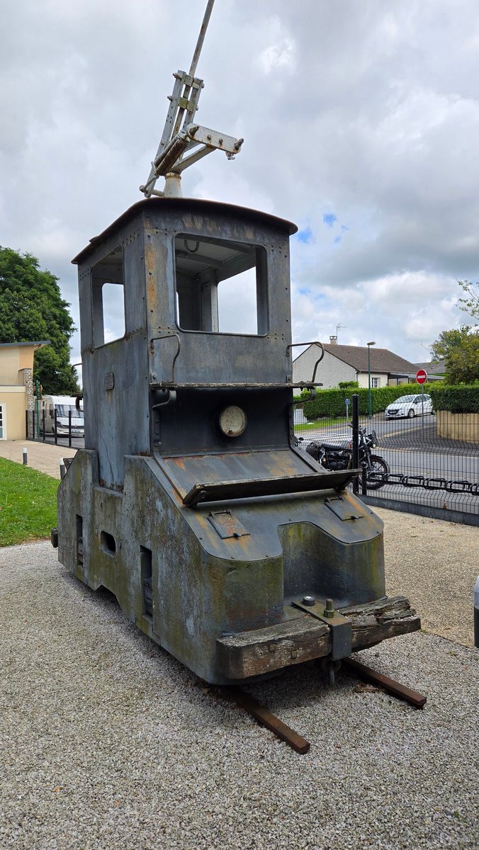 Sarah Bosworth (@sazboz) on Twitter photo 