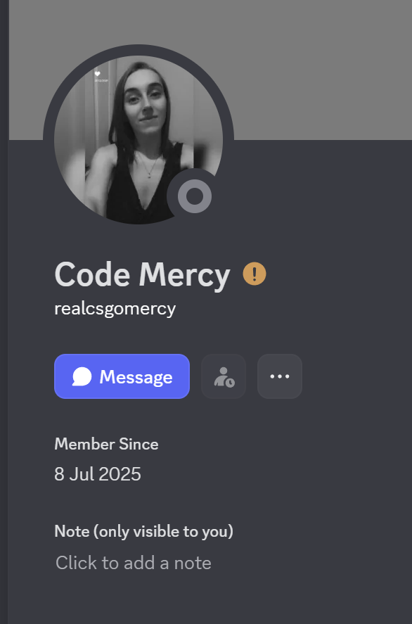 This is NOT me on discord

If you ever get messaged from someone that looks like me, its not me

If you are ever unsure. Ask on twitter dms, join my actual discord, etc

Dont fall for these stupid scams