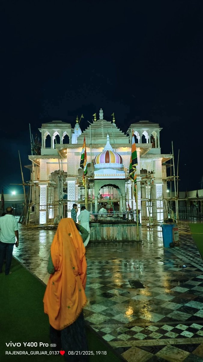 LakhrajAwana's tweet photo. 📍 श्री देव धाम जोधपुरीया मंदिर, निवाई टोंक 

#Devdham #jodhpuriya #tonk https://t.co/zHUjRvXr21
