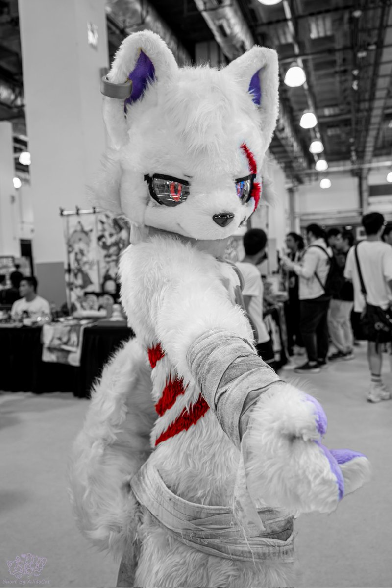 #FursuitFriday
游戏id是红豆芋泥麻薯的原因
然而大部分游戏的“泥麻”都是违禁词
¯\_(ツ)_/¯
📷:<a href="/Dragon_AJiaoCat/">那么大的一只阿胶🔜WFF</a>