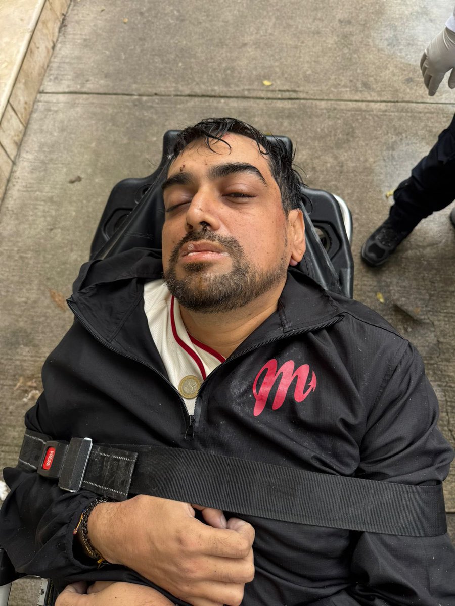 Memphis Tell Mi (@meydist) on Twitter photo <a href="/ZACATENCOCDMX/">@ZACATENCOCDMX📡alerta</a> Buenos días solicitó de su apoyo para RT, hombre encontrado en el suelo con condición etílica e hipotermia un poco consciente, lo acaban de trasladar al Hospital Gregorio Salas, calle del Carmen en el centro de la CDMX. Dice llamarse Victor, casado y de Lindavista <a href="/ZACATENCOCDMX/">@ZACATENCOCDMX📡alerta</a> Buenos días solicitó de su apoyo para RT, hombre encontrado en el suelo con condición etílica e hipotermia un poco consciente, lo acaban de trasladar al Hospital Gregorio Salas, calle del Carmen en el centro de la CDMX. Dice llamarse Victor, casado y de Lindavista