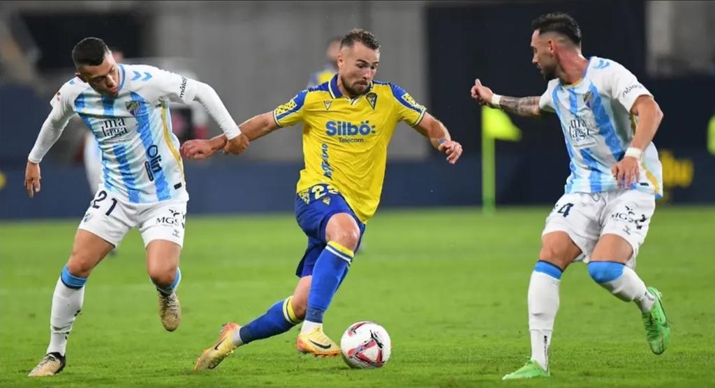 🟨⍢🟦 ᴍɪɢᴜᴇ tweet media