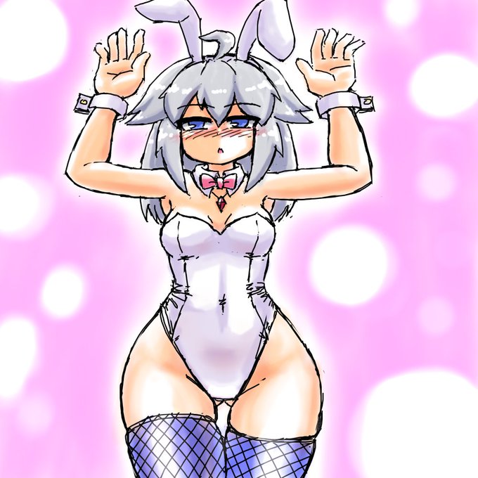 今日の寝る前らくがき(描き始めたのが)バニーの日なのでよその子バニー|ω・) 