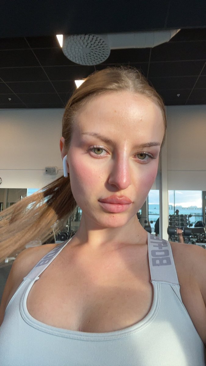 Sex doesn’t make your brain turn to mush like my words and presence do