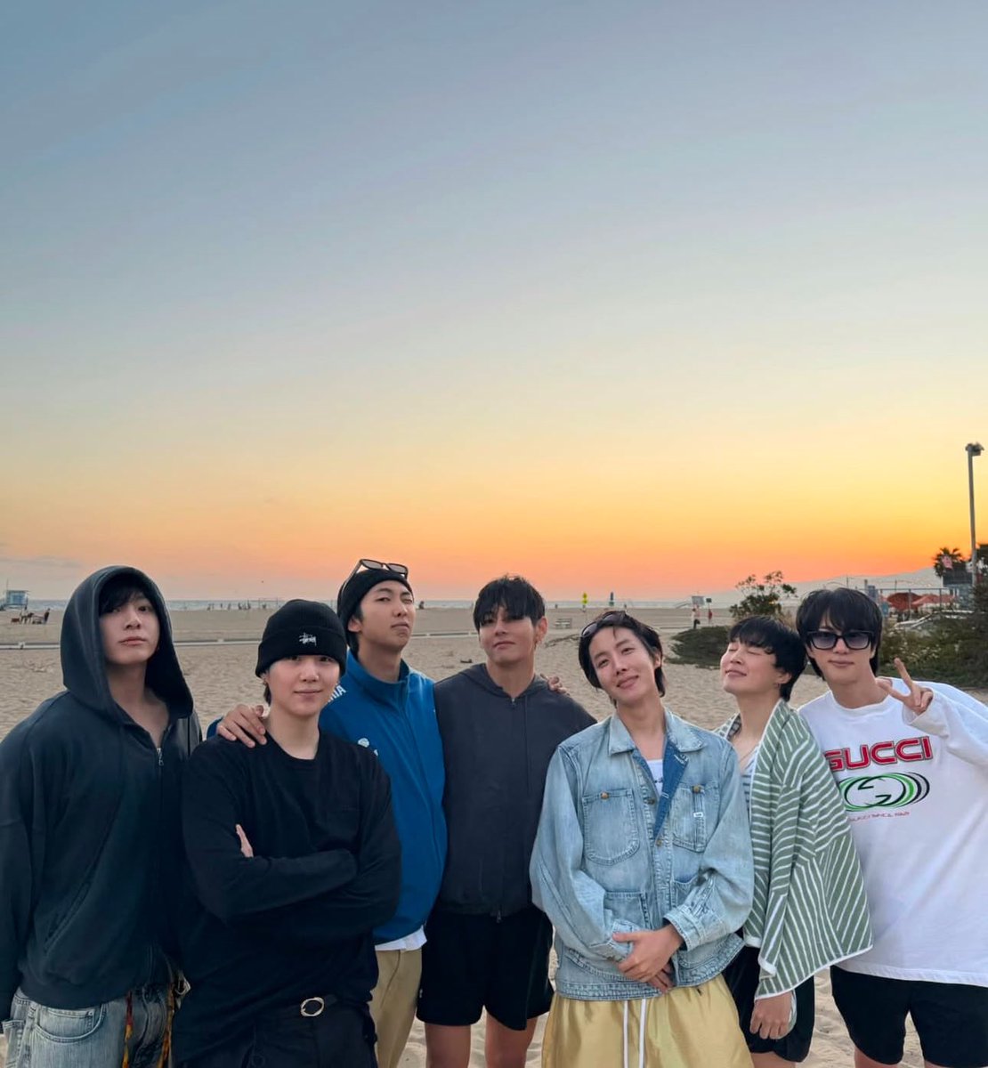 sugamimi_'s tweet photo. MY OT7 https://t.co/nxBBsCMLYw