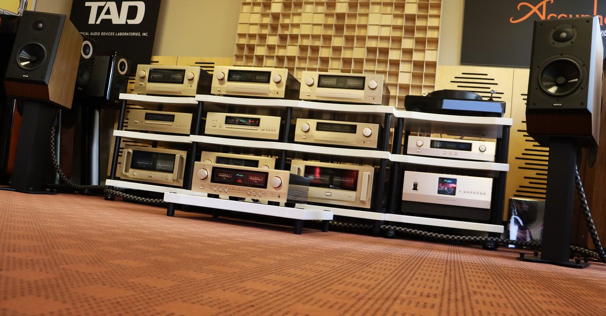SystemReference's tweet image. Das perfekte Zusammenspiel 📷 Accuphase E-3000 und Epos Loudspeakers ES14N