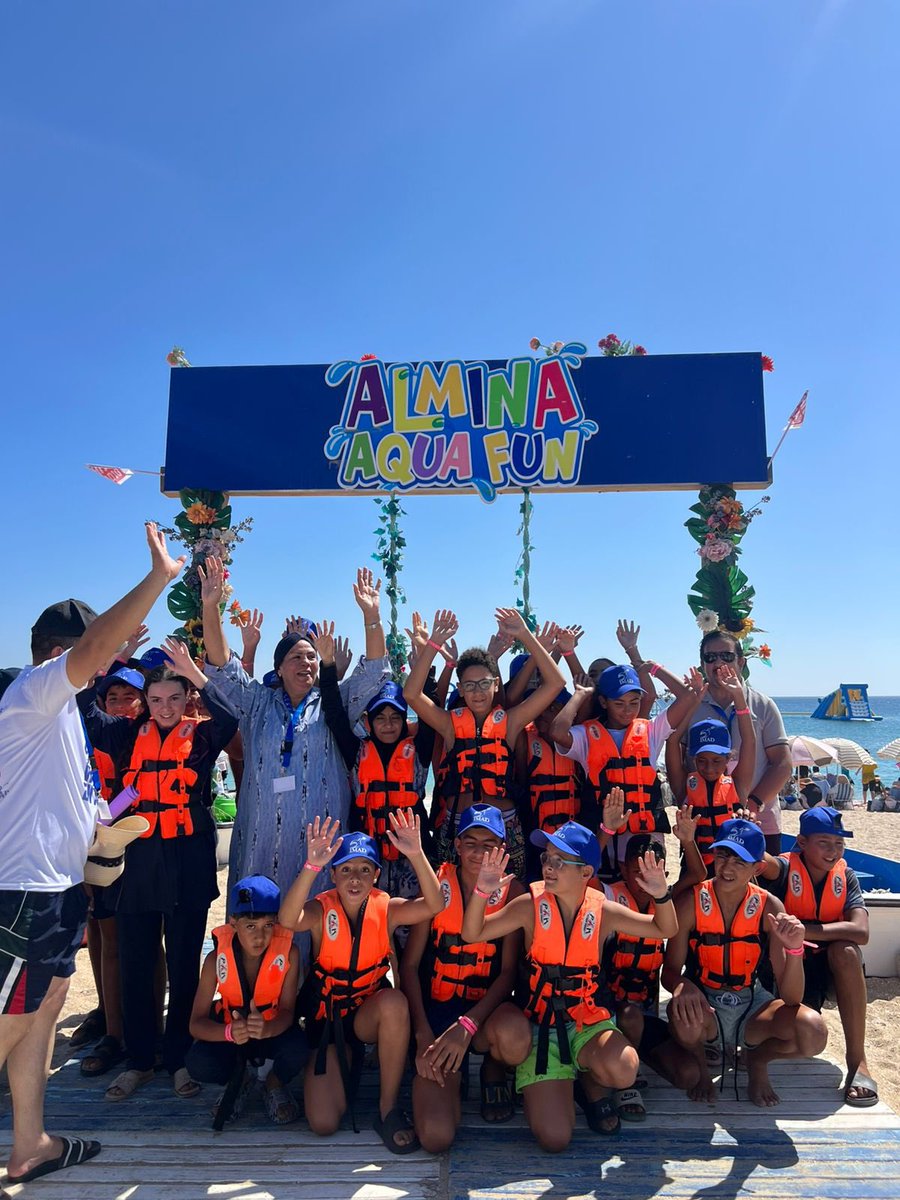 Aujourd’hui, le 21 août, à l’occasion de la fête de la jeunesse, les jeunes de l’association Imad pour la jeunesse et la paix ont bénéficié d'une journée au park Almina Aqua Fun. C’est une journée exceptionnelle où les jeunes ont pu s’épanouir.
Je remercie à cette occasion tous