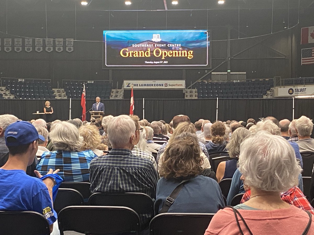 In Steinbach for official opening of the beautiful SE Event Centre which is also the new home of the ⁦<a href="/mjhlhockey/">MJHL</a>⁩ Steinbach Pistons