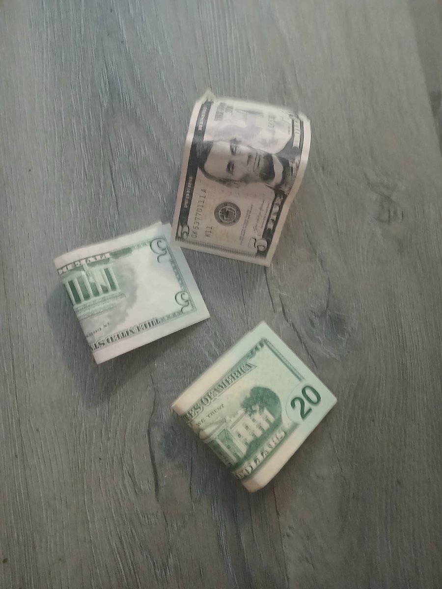 davidking33356's tweet image. I didn't need yalls broke ass  inheritance anyway. I'm #thriving #dumpsterdiver #RICHIEEE