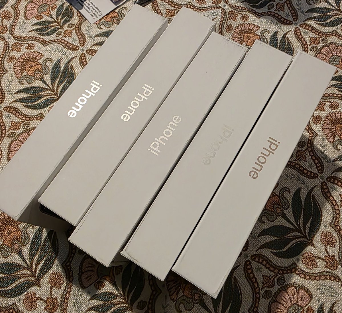 Switched to <a href="/verizon/">Verizon</a> yesterday from <a href="/tmobile/">T-Mobile</a>. Today's mail? 
FIVE NEW IPHONE 16PROs. 
FREE. Bye bye crappy coverage and missing texts. Hello unlimited everything. Also $200 gift card and waived activation fees.