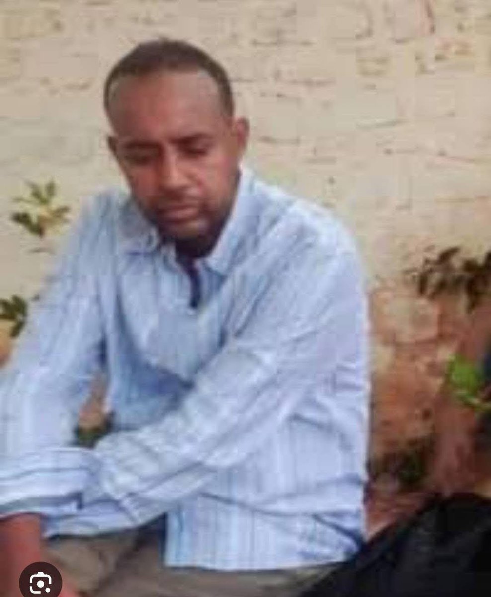 Baahane nin baa si qalad ah kui magacaabey Hal Mar .. maanta waxa is moodey siyaasi !!