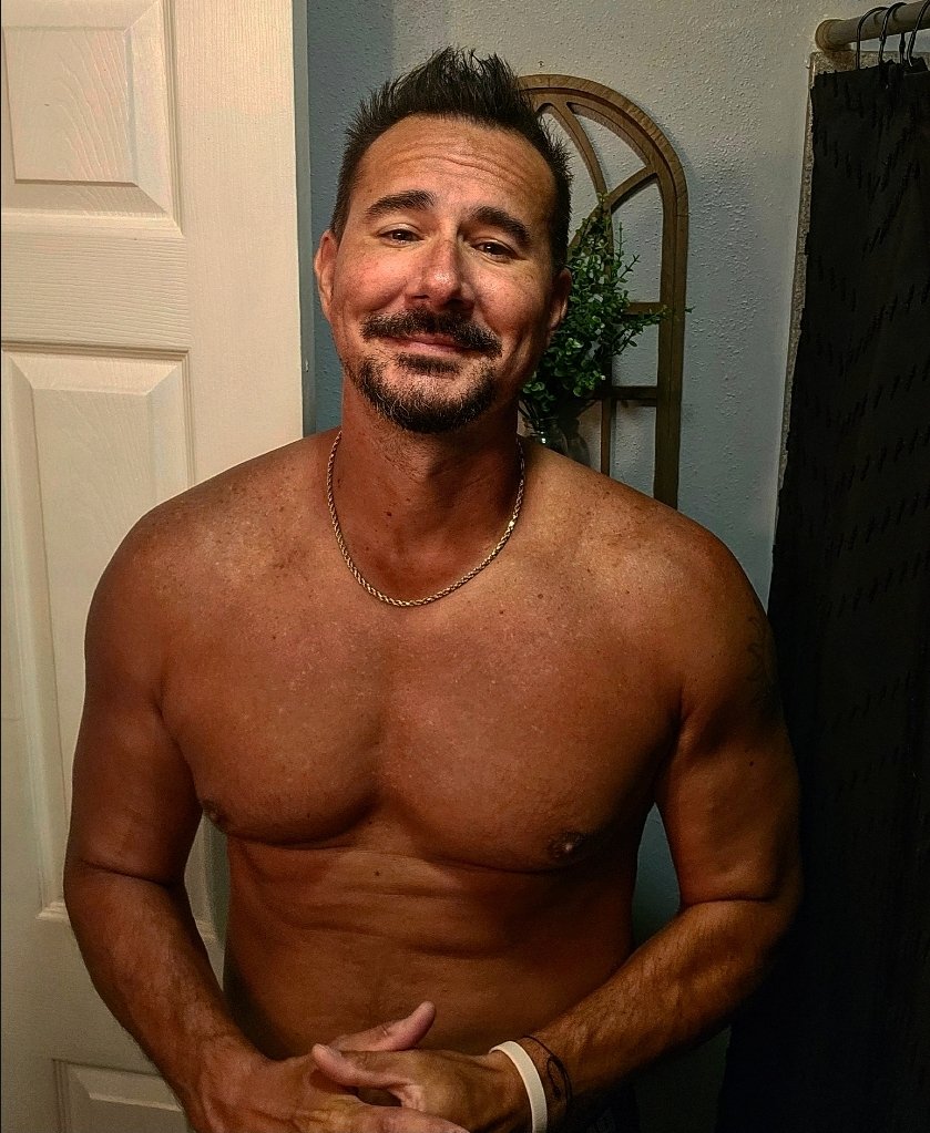 314swinger's tweet image. Any body out there looking to chat