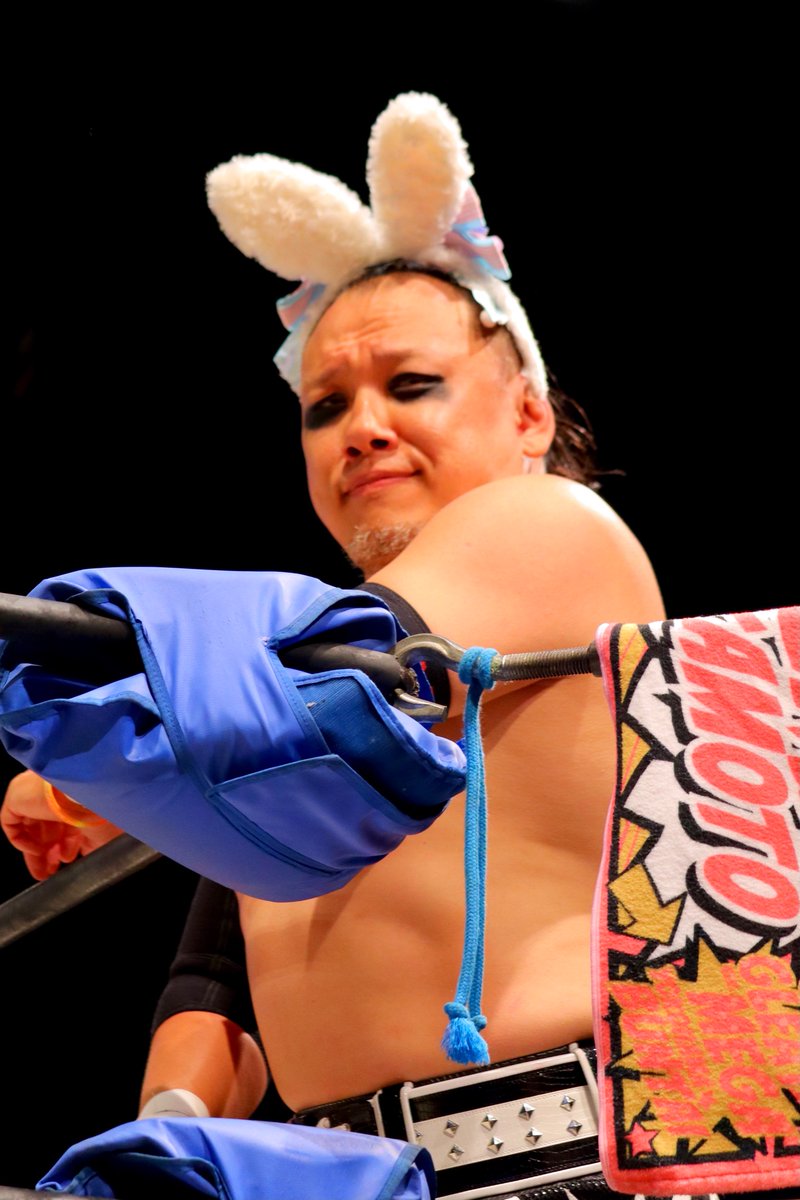 Nobutake33's tweet image. 2025.8.21 CITY HALL&amp;amp;GALLERY GOTANDA
俺たちはいったい何を見させられてるんだろうか。。。🐰
#GLEAT 
#CIMA 
#KAZMASAKAMOTO