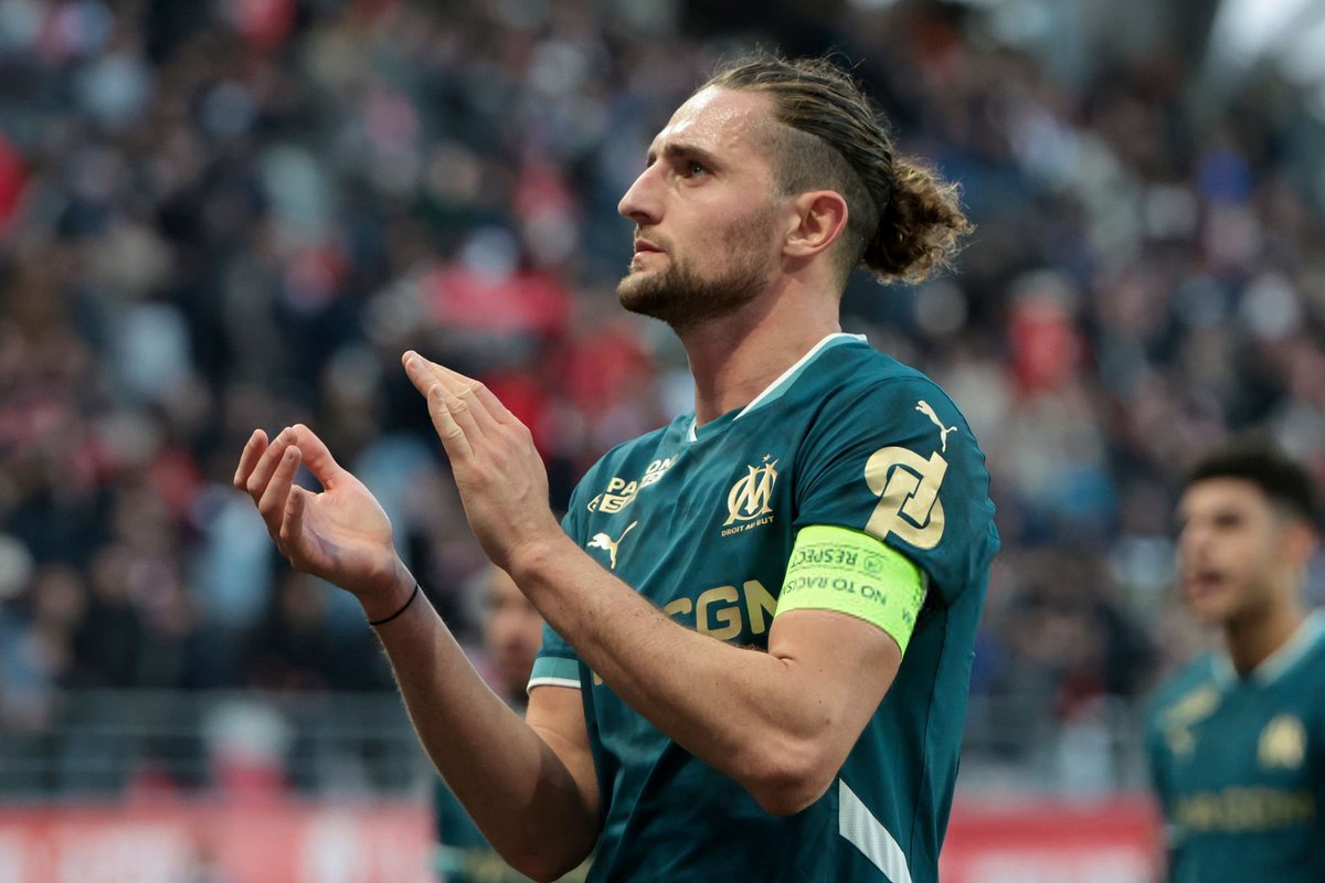🔴 Veronique Rabiot :

« 𝗝𝗘 𝗖𝗥𝗢𝗬𝗔𝗜𝗦 𝗤𝗨'𝗢𝗡 𝗔𝗩𝗔𝗜𝗧 𝗩𝗘𝗖𝗨 𝗟𝗘 𝗣𝗜𝗥𝗘 𝗔𝗩𝗘𝗖 𝗟𝗘 𝗣𝗦𝗚... 𝗝𝗘 𝗠𝗘 𝗦𝗨𝗜𝗦 𝗧𝗥𝗢𝗠𝗣𝗘́ ! » 😬

🎙 <a href="/RTLFrance/">RTL France</a>