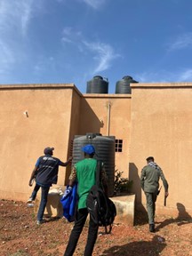 OMSNiger's tweet photo. Afin de renforcer la sécurité sanitaire aux frontières,  l’OMS Niger, l’OIM &amp; les autorités nationales ont mené une  évaluation des points d’entrée de Dan Barto &amp; Dan Issa , 2 zones stratégiques pour la prévention des risques sanitaires transfrontaliers. 

#RSI2005 #SantéPublique https://t.co/mpYvkn7roC