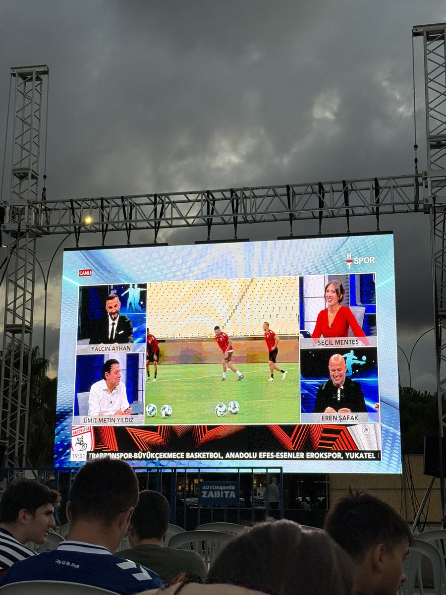 <a href="/secilmentes/">Seçil Menteş</a> <a href="/HTSpor/">HT Spor</a>