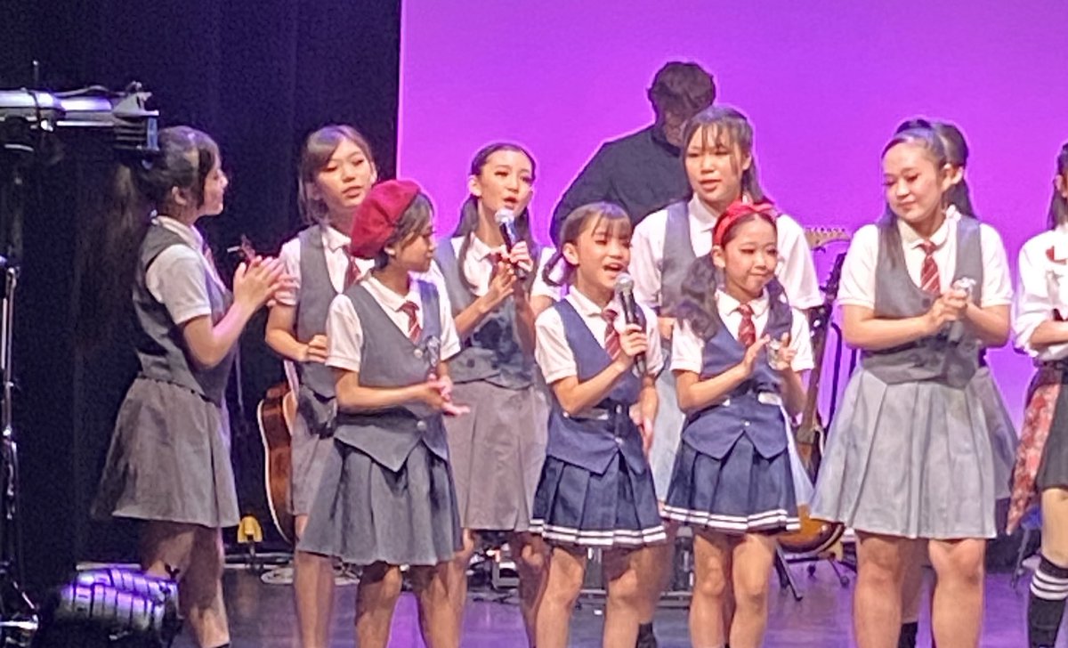10Rikka's tweet photo. 【母の日記】
 #学生ミュージカルガチバトル
にて、六花の「ファミリア夏の陣2025」が幕を下ろしました。

結果に涙はあったものの、その悔しさこそが人生の転機となり、エネルギーにもなると思います！

この夏、貴重な機会をいただけたことに、心から感謝いたします。

#AngelFamiliar https://t.co/1KMeVHW6rn