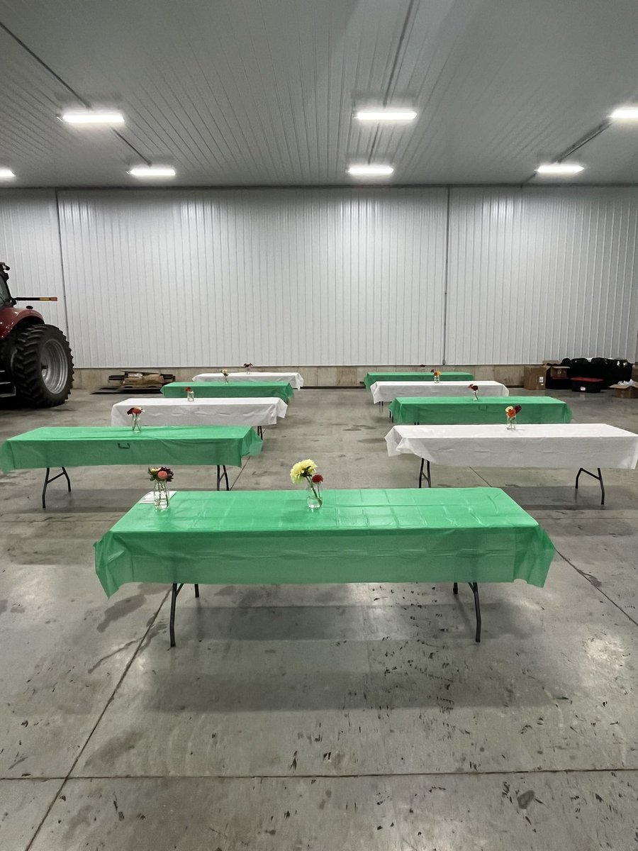 jtzizelman's tweet photo. Customer Appreciation Night https://t.co/ttVqVerGmq