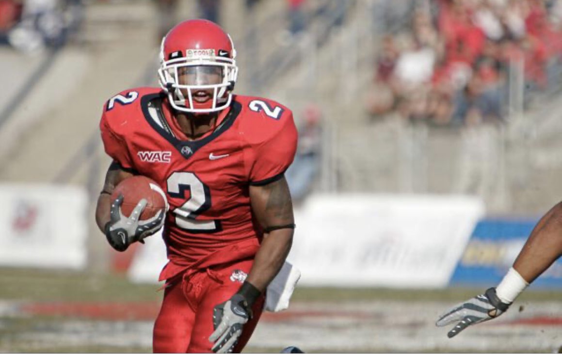 beware_bulldogs's tweet photo. Clifton Smith days until Bulldog football! #GoDogs https://t.co/5jzScgQWGX