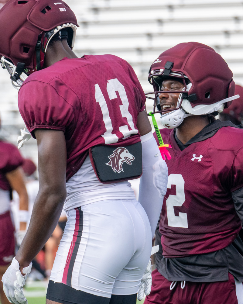 StrongDawgs (@strongdawgs) on Twitter photo Another great day of work, another day of Jathen Jones doing this.
<a href="/_juicemvn/">Jay “Juice” Jones</a> | #SalukiFootball247 Another great day of work, another day of Jathen Jones doing this.
<a href="/_juicemvn/">Jay “Juice” Jones</a> | #SalukiFootball247