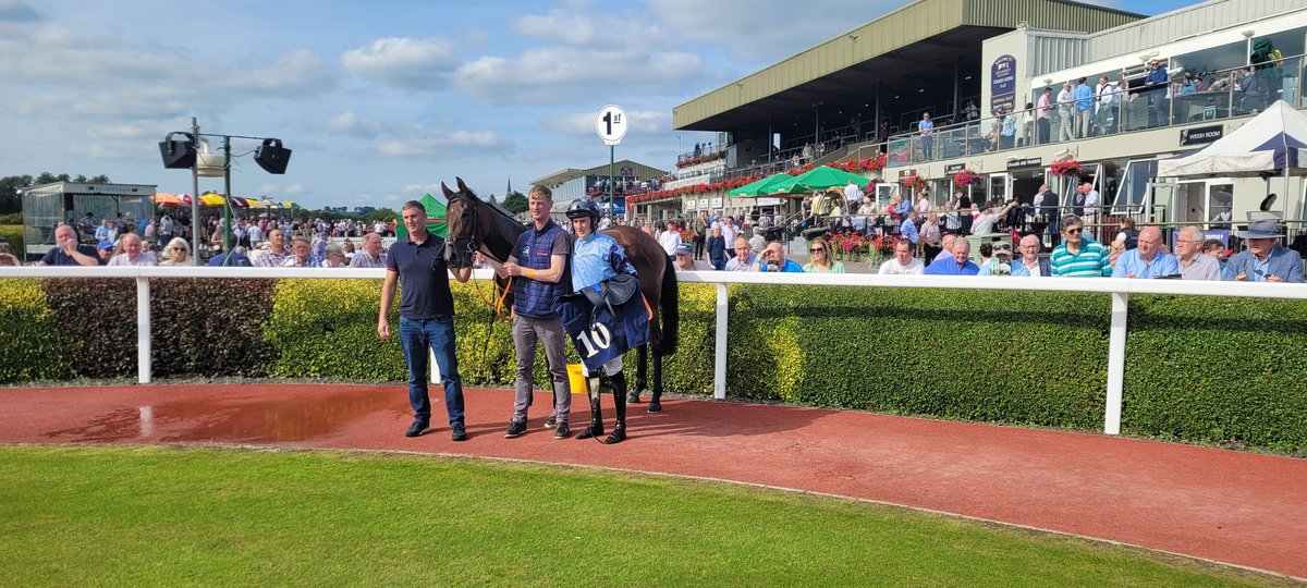 Irishracing.com Live tweet media