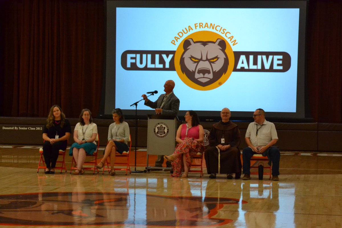 Padua Franciscan High School tweet media