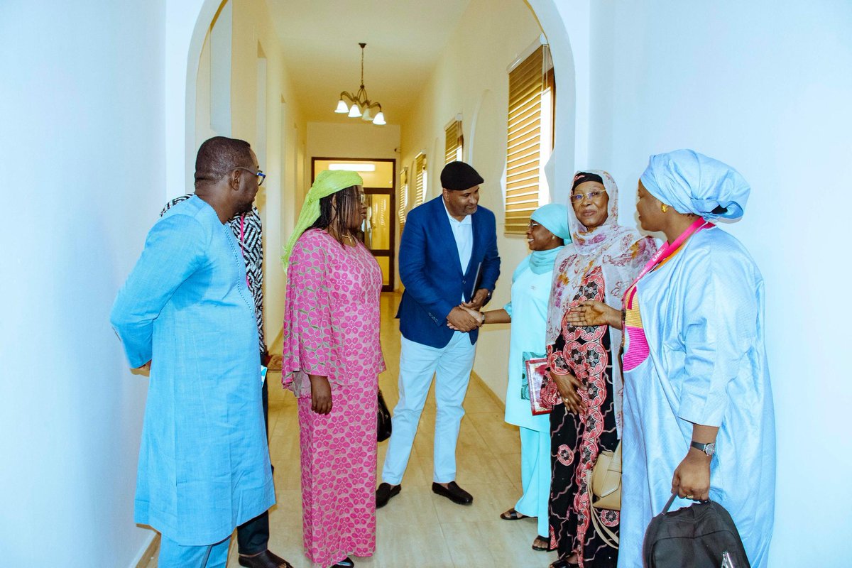 Ce 20 août 2025, j’ai eu l’honneur de conduire une mission de plaidoyer auprès du Conseil Consultatif de la République (CCR), aux côtés de ONU Femmes, du MRDFN et des 20 organisations féminines accompagnées dans le cadre du projet Sahel.