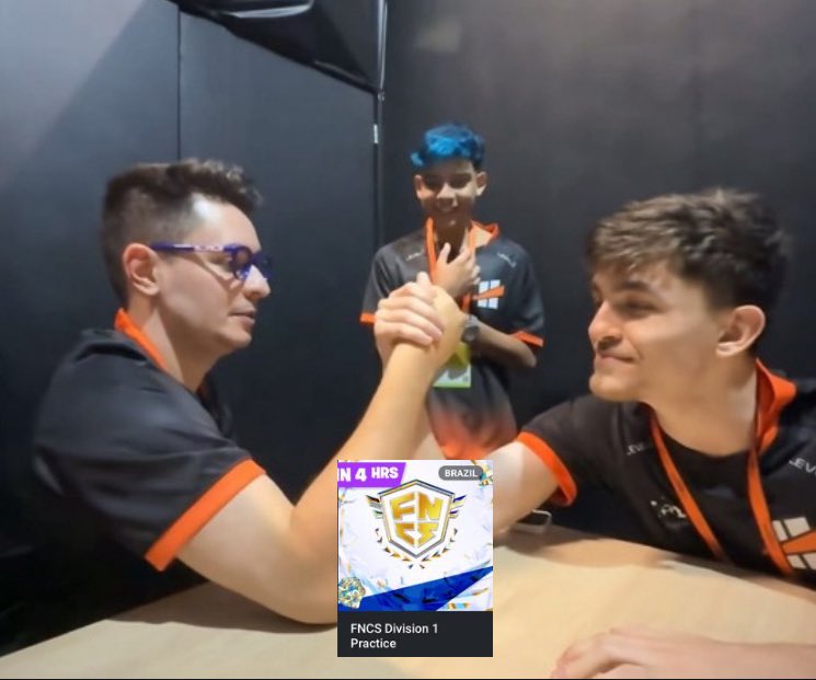 HeroBase's tweet photo. FNCS DAY 🔥
hoje o trio do desenrolo vem quente em busca da final #GoHERO https://t.co/FA35GaHSkJ