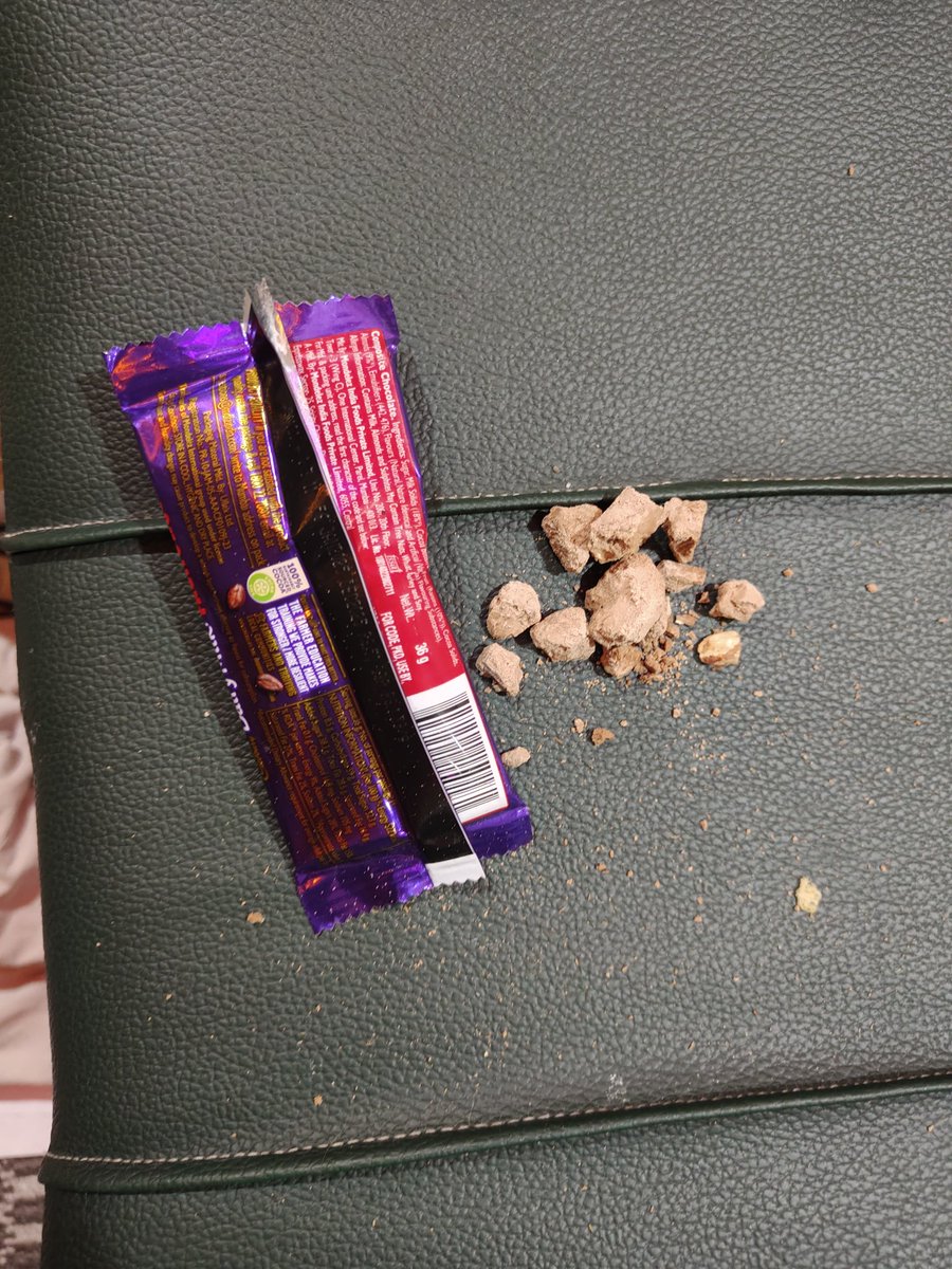 Deep_spy1's tweet image. Very disappointed with Cadbury! Bought this chocolate and it came out in dry, broken lumps instead of a proper bar. Unacceptable quality for such a trusted brand.

#Cadbury #QualityIssue
@DairyMilkIn