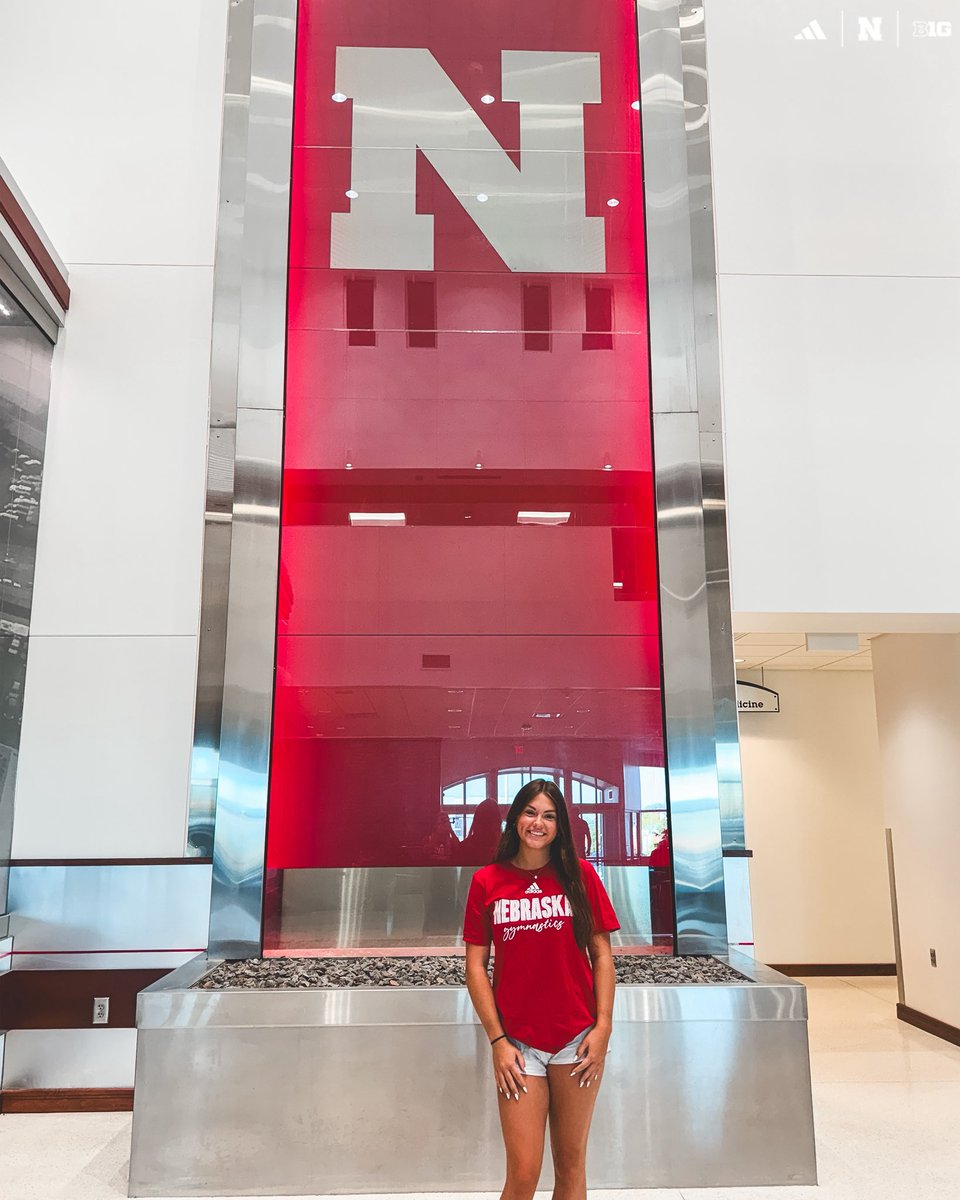 Look who’s finally on campus! 😍

Welcome home, Tegan!