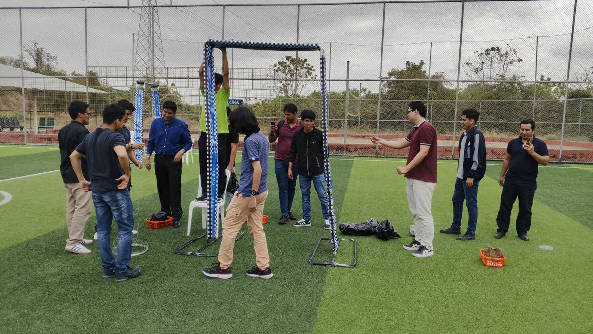En nuestro más reciente  evento TELEDRON Challenge, reunimos talento, creatividad y tecnología  para enfrentar un gran reto: diseñar y construir un dron desde sus cero.
<a href="/cparedesverduga/">Cecilia Paredes Verduga</a> <a href="/JorgeAragundiR/">Jorge Aragundi R</a>  <a href="/FranciscoNovil3/">Francisco Novillo</a> <a href="/rcajo_/">Ricardo Cajo Diaz</a>