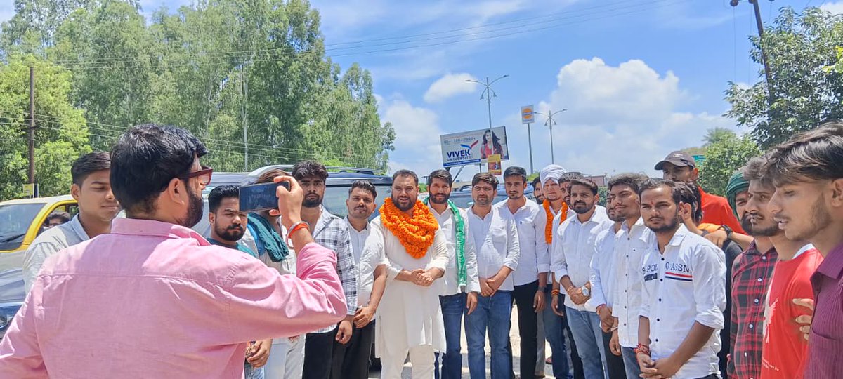 piyushchandel31's tweet photo. आज राष्ट्रीय लोकदल छात्रसभा के जिलाध्यक्ष परितोष चंदेल ने सिद्धार्थ सोलंकी को राष्ट्रीय लोकदल छात्रसभा का नगर अध्यक्ष बिजनौर नियुक्त किया, उपस्थित रहे Piyush चंदेल, अभिषेक कुमार चांदपुर, हैप्पी भाई, देवपाल धनगर, अरुण कुमार, मयंक कुमार, विनय धनगर, आदित्य सैनी https://t.co/KfEYcVF1Ve