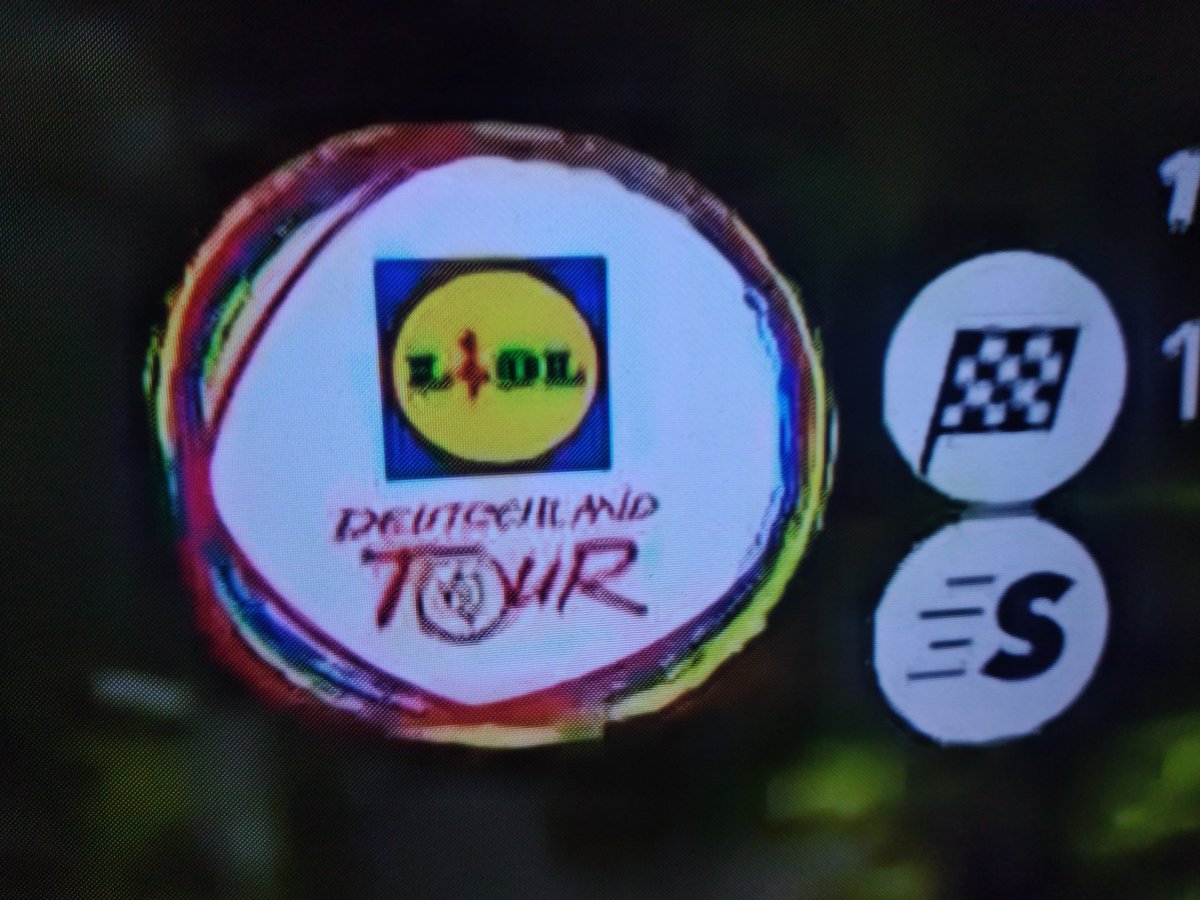 Mañana fría en Buenos Aires . Igual se disfruta del #DeutschlandTour como siempre con los relatos de <a href="/XaviRelator/">Xavi Delgado</a> por <a href="/ClaroSports/">Claro Sports</a>. Buen jueves amigos del ciclismo internacional 🚴‍♂️🚴‍♂️🚴‍♂️