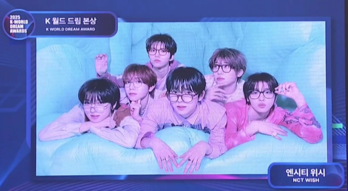 meow_yushi's tweet image. 8월 21일 엔시티 위시가 받은 상👑
M Countdown Surf 1위🏆
K 월드 드림 본상🏆
K 월드 드림 베스트 퍼포먼스상🏆
K 월드 드림 저널리스트픽 아티스트상🏆