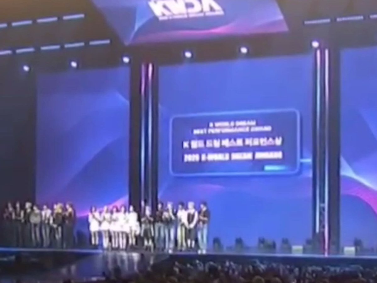 meow_yushi's tweet image. 8월 21일 엔시티 위시가 받은 상👑
M Countdown Surf 1위🏆
K 월드 드림 본상🏆
K 월드 드림 베스트 퍼포먼스상🏆
K 월드 드림 저널리스트픽 아티스트상🏆