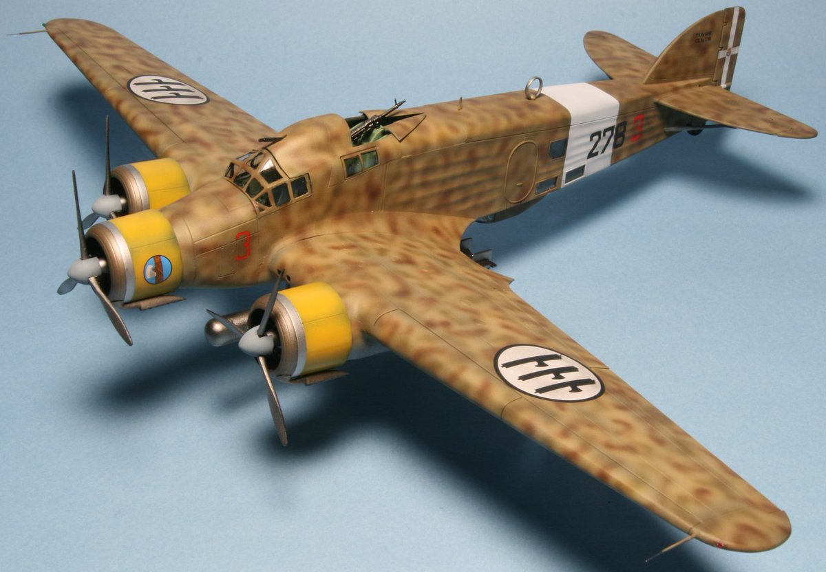 完成品　イタレリ1/72　サボイア　マルゲッティ　SM79　スパルビエロ Amazon | タミヤ イタレリ 1/72 飛行機シリーズ 1290 サボイア