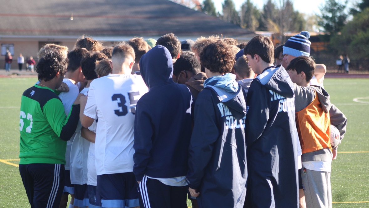 WyoSemAthletics's tweet photo. Schedule for today:

⚽️ Boys Soccer vs William Allen and Valley View — 5:30 PM (Tri-Scrimmage)

#goblueknights https://t.co/khoJTt0TeN