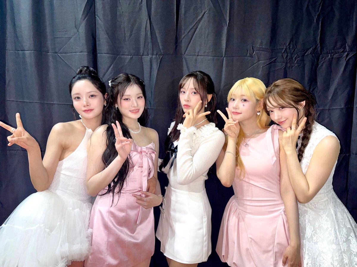 we_fiftyfifty's tweet photo. [📸] 250821 #2025KWDA 완료 💙🏆

멋진 상 받게 해주셔서 정말 너무 감사합니다!
사랑해요 트웨니❣️
FIFTY 🩷 TWENY forever...s2

#FIFTYFIFTY #피프티피프티
#케이월드드림어워즈 https://t.co/ovhOp8tv3T