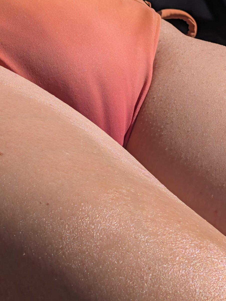 FunwithFran1's tweet photo. #ThrowbackThursday to last weekend #sunbathing topless in the garden and @FunWithDan41 snapped this cheeky #cameltoe 🤣 https://t.co/MTwZgIWpGa