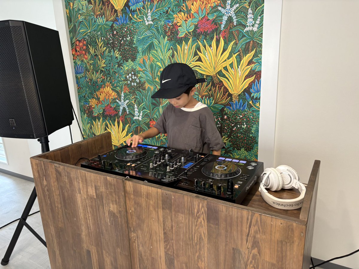 DJスクール生徒募集‼️

🎧小学生〜シニア層まで‼️
幅広い年齢層の方に受講して頂いてます

📍ちょっと体験してみたいなど、初心者の方も大歓迎

↓詳細&amp;問い合わせはコチラから↓
earl-dtm-dj-tokachi.com

#北海道 #帯広 #十勝 #音更 #DJ #DTM #スクール #習い事