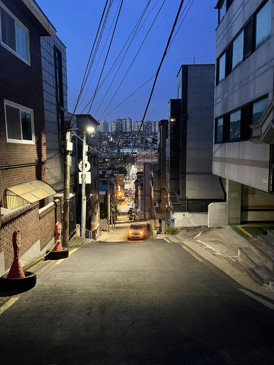 After 11 hours in the plan I finally arrived in South Korea 🇰🇷