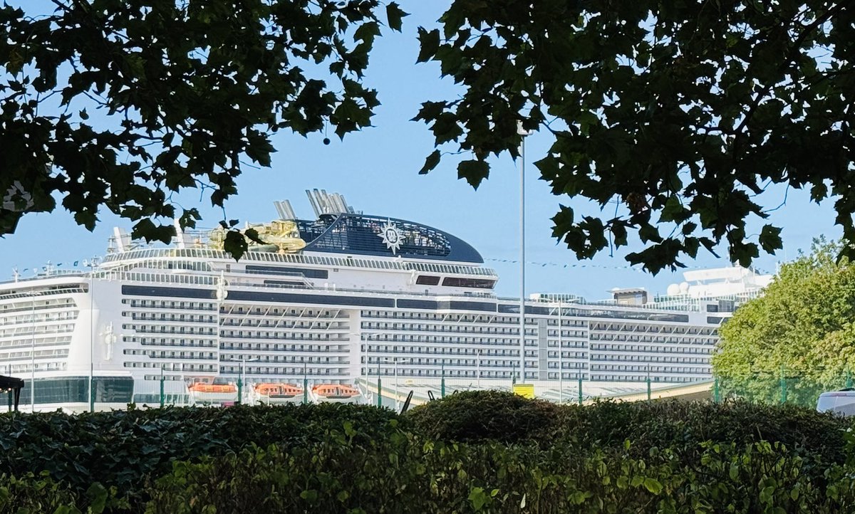 Travelling with Tim and Andy (@tim_travelling) on Twitter photo That first glimpse of the ship, even when she’s a familiar friend, is always a exciting
<a href="/MSCCruisesUSA/">MSC Cruises (USA)</a> That first glimpse of the ship, even when she’s a familiar friend, is always a exciting
<a href="/MSCCruisesUSA/">MSC Cruises (USA)</a>