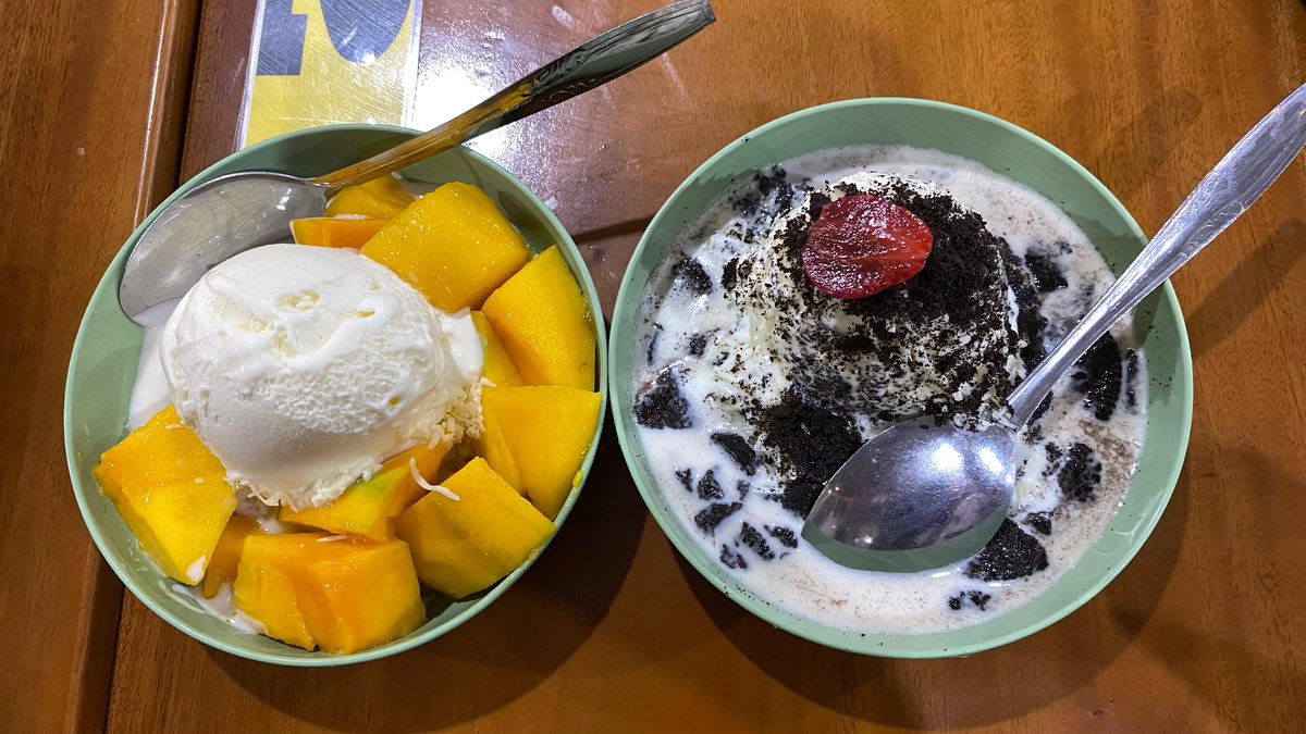 iouveissue's tweet photo. halo guys mau infoin nih ketan susu tembalang cabang kota lama udah buka loh, siapa yang dulu males banget ke atas buat cobain tansu? nih sekarang udah buka cabang di kota lama, kapan lagi jalan jalan sore di kota lama sambil nikmati enak nya ketan susu yang bikin nagih 🤗🤍 https://t.co/vXTUsj5zlq