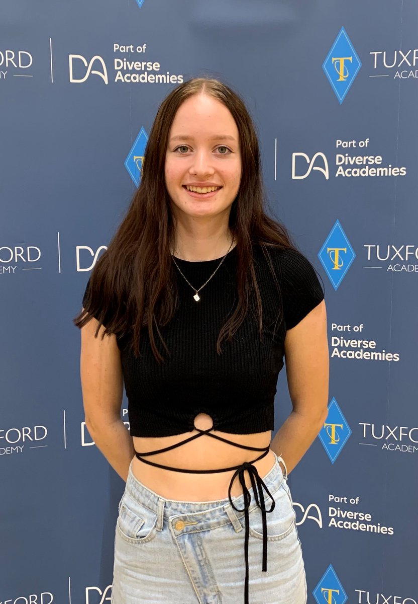 🎉 Congratulations to Amelia for a fantastic set of results!

Amelia will be continuing her studies in maths, further maths, physics, and either chemistry or biology. Exciting times ahead! ✨

#gcseresultsday2025 #tuxfordacademy