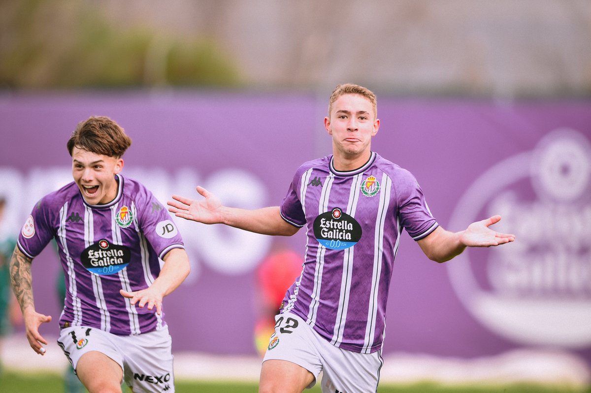 Hugo San estrena convocatoria con primer equipo en partido de liga

Enhorabuena, <a href="/hugosanmodesto/">hugosanmodesto11</a>!!