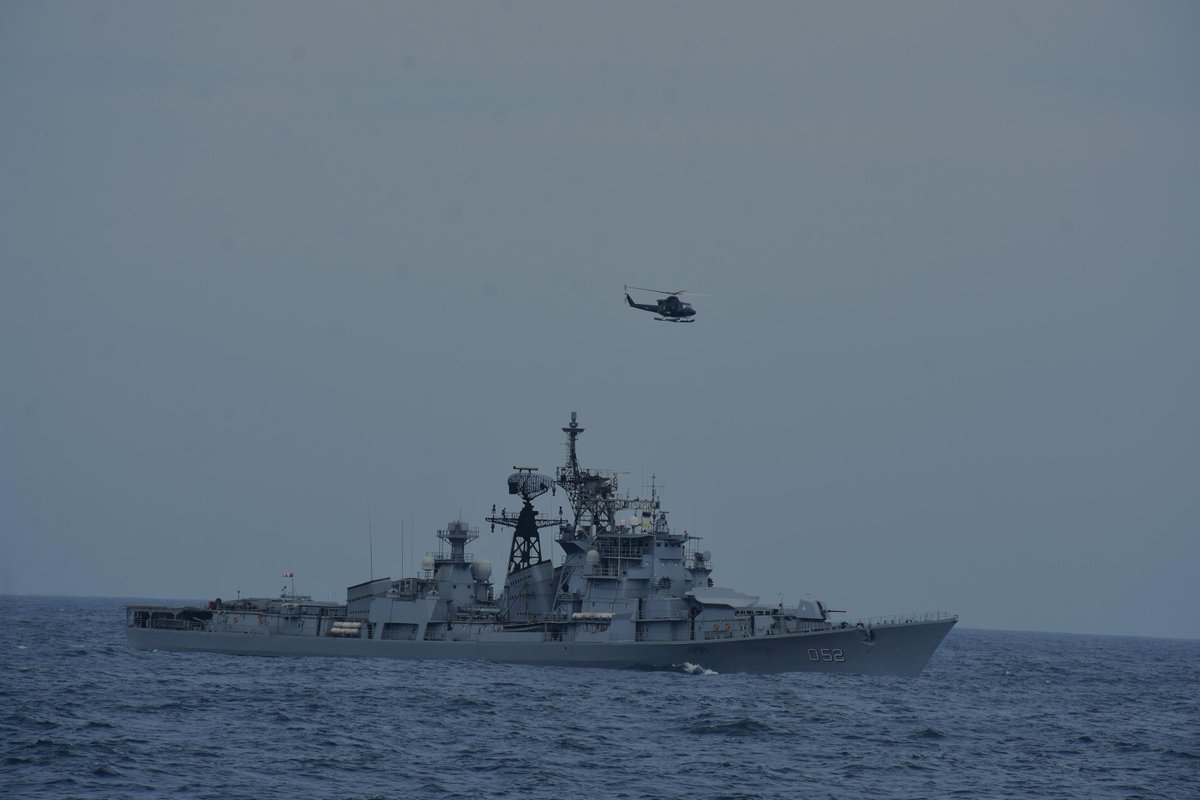 indiannavy's tweet photo. #BridgesOfFriendship
🇮🇳🤝🏻🇱🇰 

The 12th edition of the India - Sri Lanka bilateral naval exercise #SLINEX-25, successfully concluded at #Colombo, reaffirming shared commitment and #maritimesecurity. 

The sea phase saw the successful execution of a wide range of advanced naval drills by Indian Navy ships, #INSJyoti & #INSRana, and the @srilanka_navy ships SLNS Gajabahu and SLNS Vijayabhau - gunnery firing serials, communication protocols, navigation as well as seamanship evolutions, Visit Board Search and Seizure (VBSS) and fuelling. 

The deployment of Indian Naval Ships to #SriLanka served as another chapter in the growing India-Sri Lanka maritime partnership, contributing to stability and security in line with the vision of Security and Growth for All in the Region.
 #SAGAR

@IndiainSL @IN_HQENC