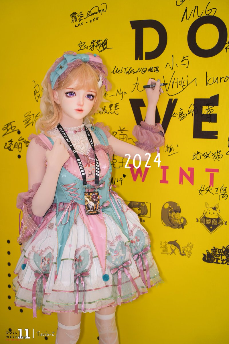 wbyemo12345's tweet photo. 已经期待dw13了@doll_weekend https://t.co/KtBIsUJv4Q